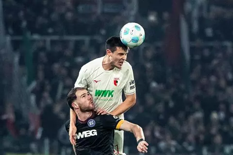 آخر المتأهلين.. أوجسبورج يتخطى كارلشروهر في كأس ألمانيا